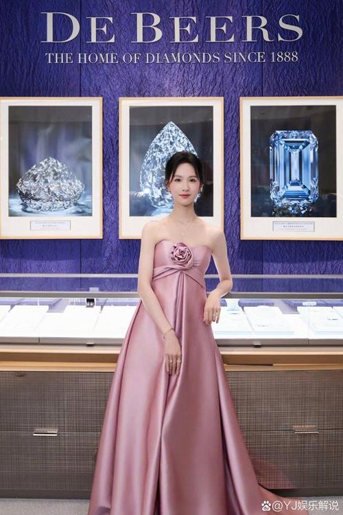 吃瓜网独家：陈学东郭敬明澄清关系，孙坚生日综艺不停，王俊凯北电条款影响解析