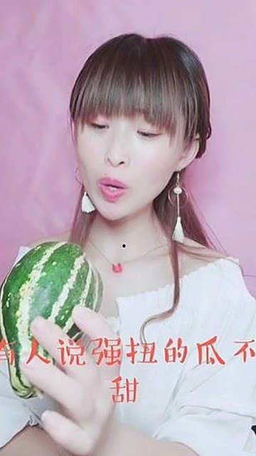 娱乐圈吃瓜背后：家庭故事与营销号揭秘